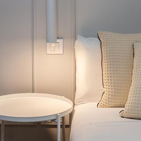 Waou Essence II Anton Martin Apartment Madrid Luaran gambar