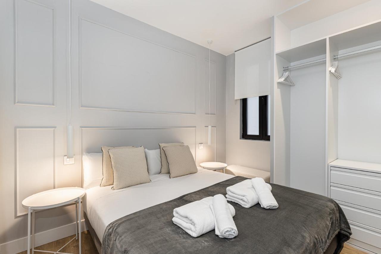 Waou Essence II Anton Martin Apartment Madrid Luaran gambar